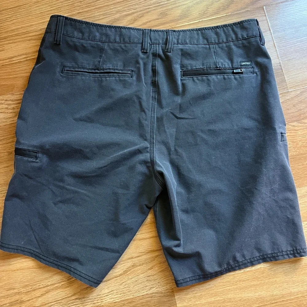 Jacks Surfboards Men’s Gray Hybrid Shorts Size 32